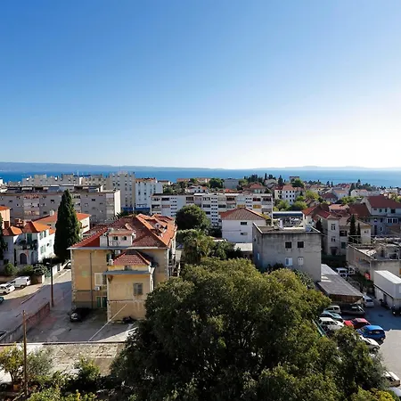 Modern Toni With Sea View Apartamento *