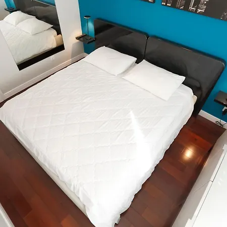 Modern Toni With Sea View *