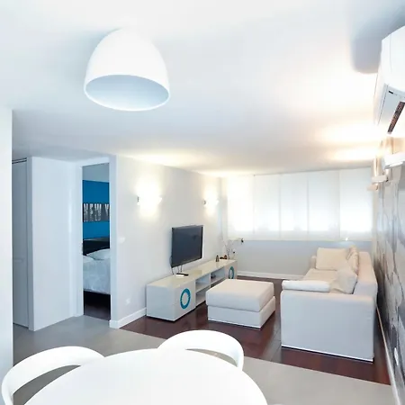 Modern Toni With Sea View Split