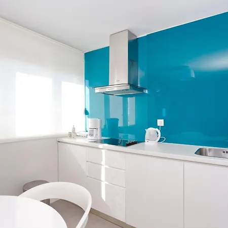 Modern Toni With Sea View *