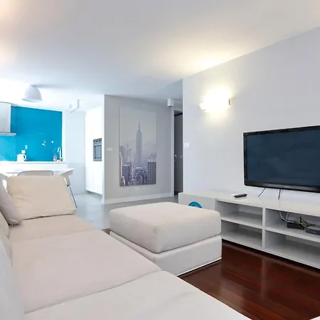 Modern Toni With Sea View